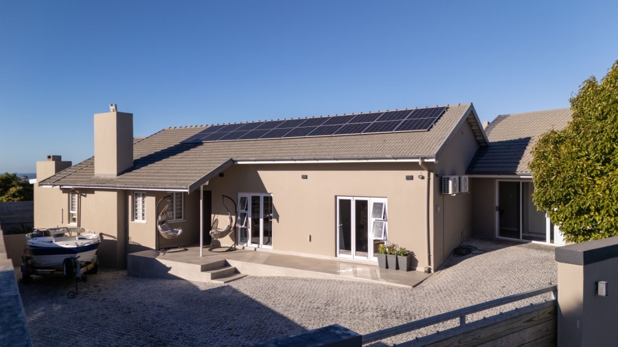 5 Bedroom Property for Sale in Upper Robberg Western Cape
